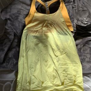 Mellow yellow practice freely Lululemon size 6